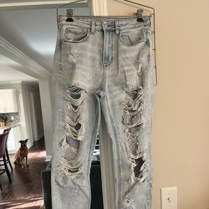 American Eagle mom jeans
